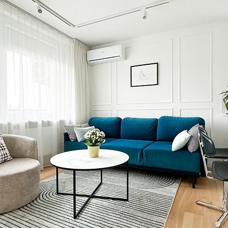 Stylowy Apartament Przy Metrze Varsovia Exterior foto